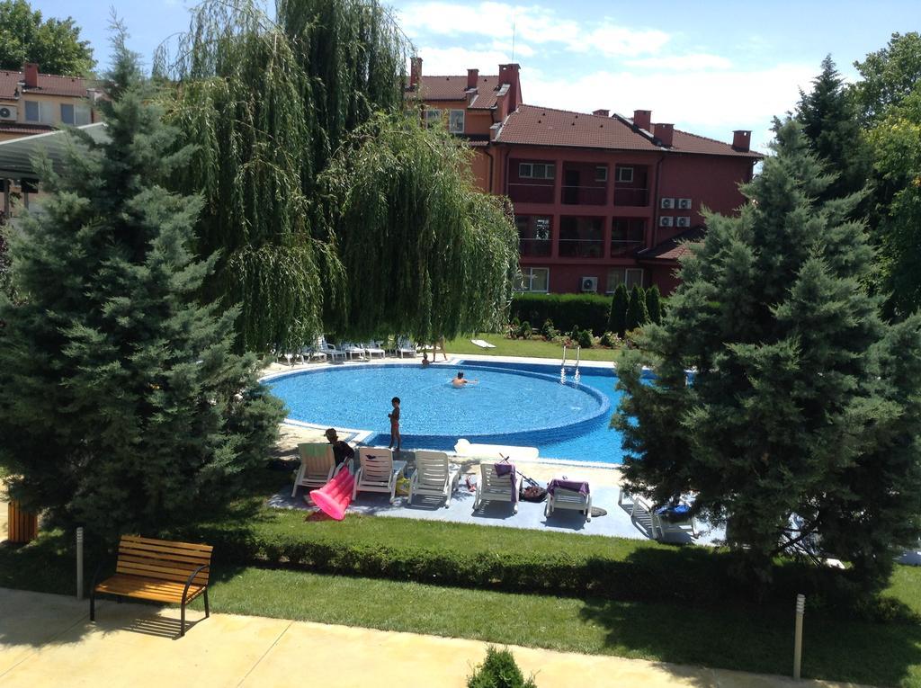 Oasis Suites Apartments And Studios Ravda Exterior foto